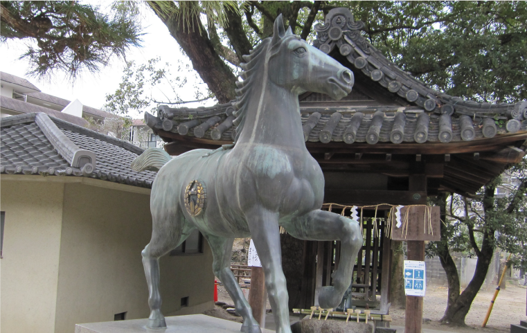神馬像